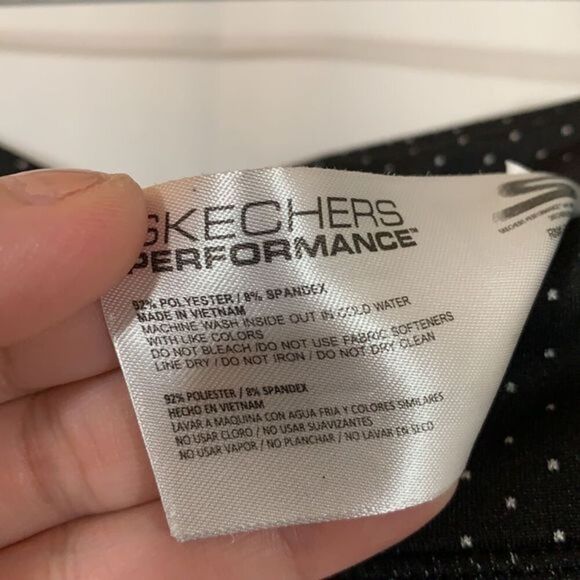 Sketchers Black & White Polkadot Cropped Leggings - Picture 7 of 7